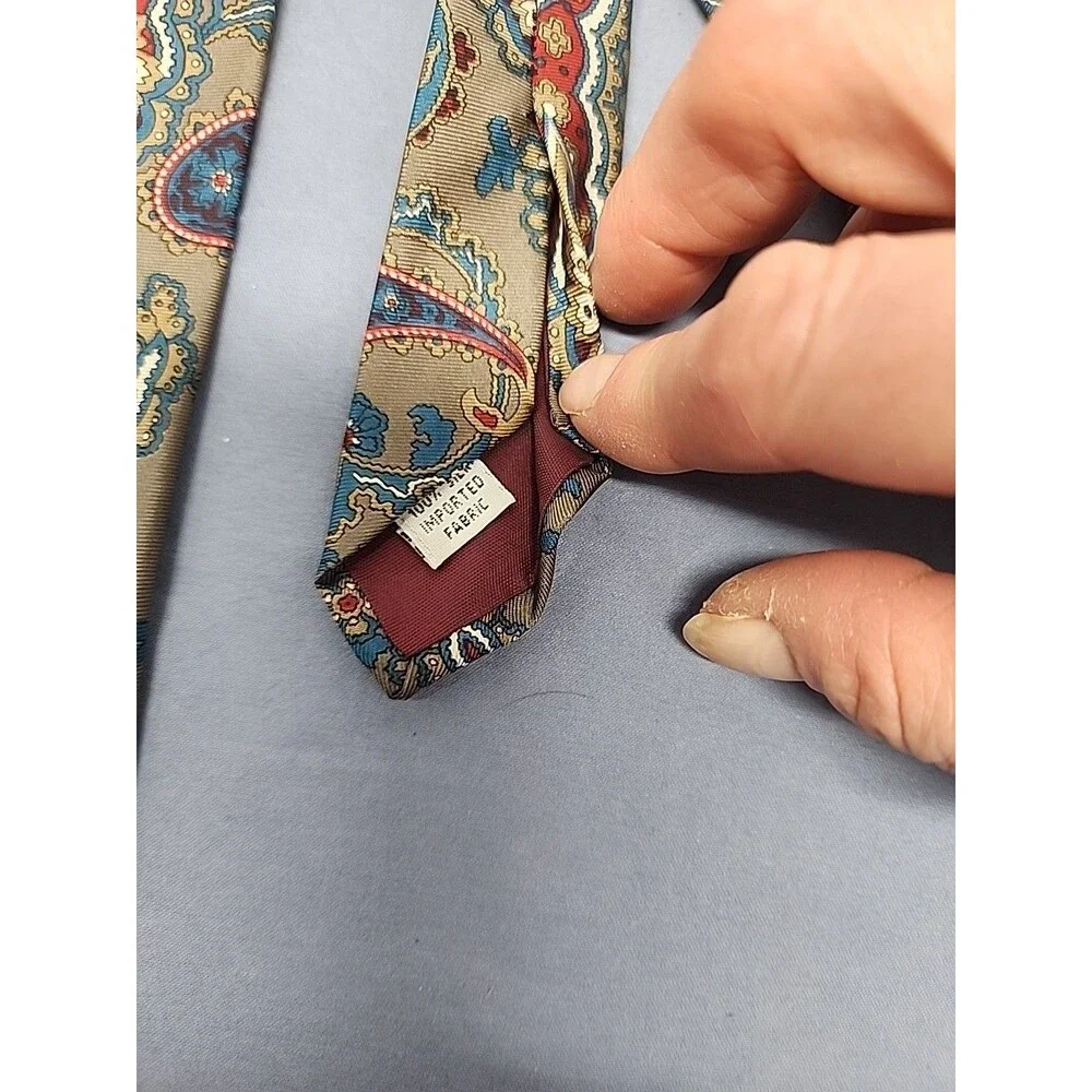 Vintage Gant 100% Silk Neck Tie Multicolor Paisley Paisley Floral